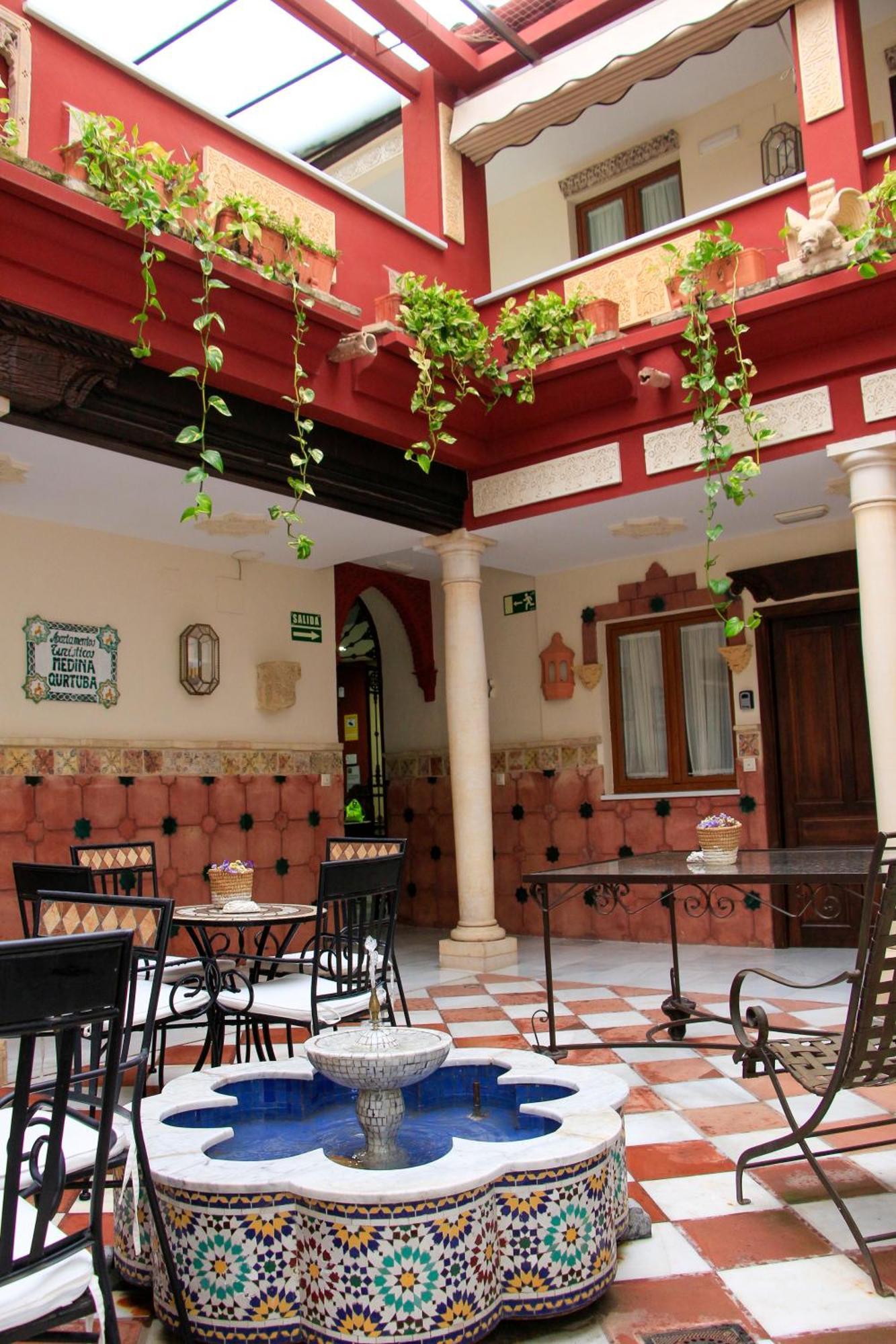 Apartamentos Medina Qurtuba Κόρδοβα Εξωτερικό φωτογραφία